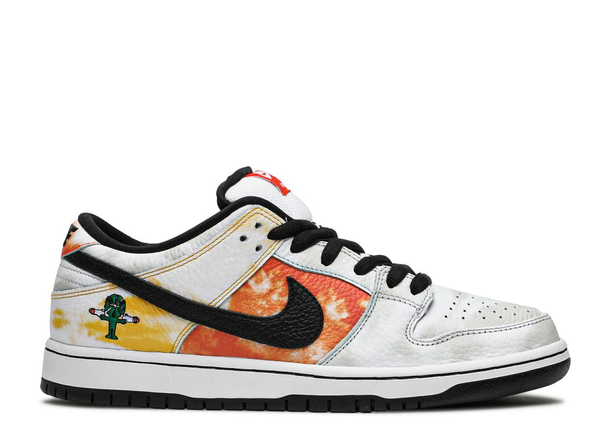 NIKE SB DUNK LOW 'TIE DYE RAYGUNS' 2019