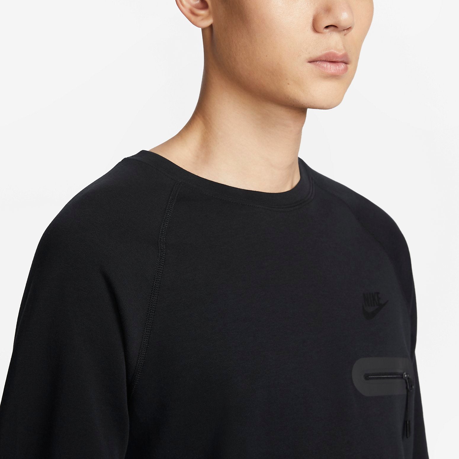 Nike Tech Fleece Lightweight Logo T-Shirt 'Black' FD9881-010