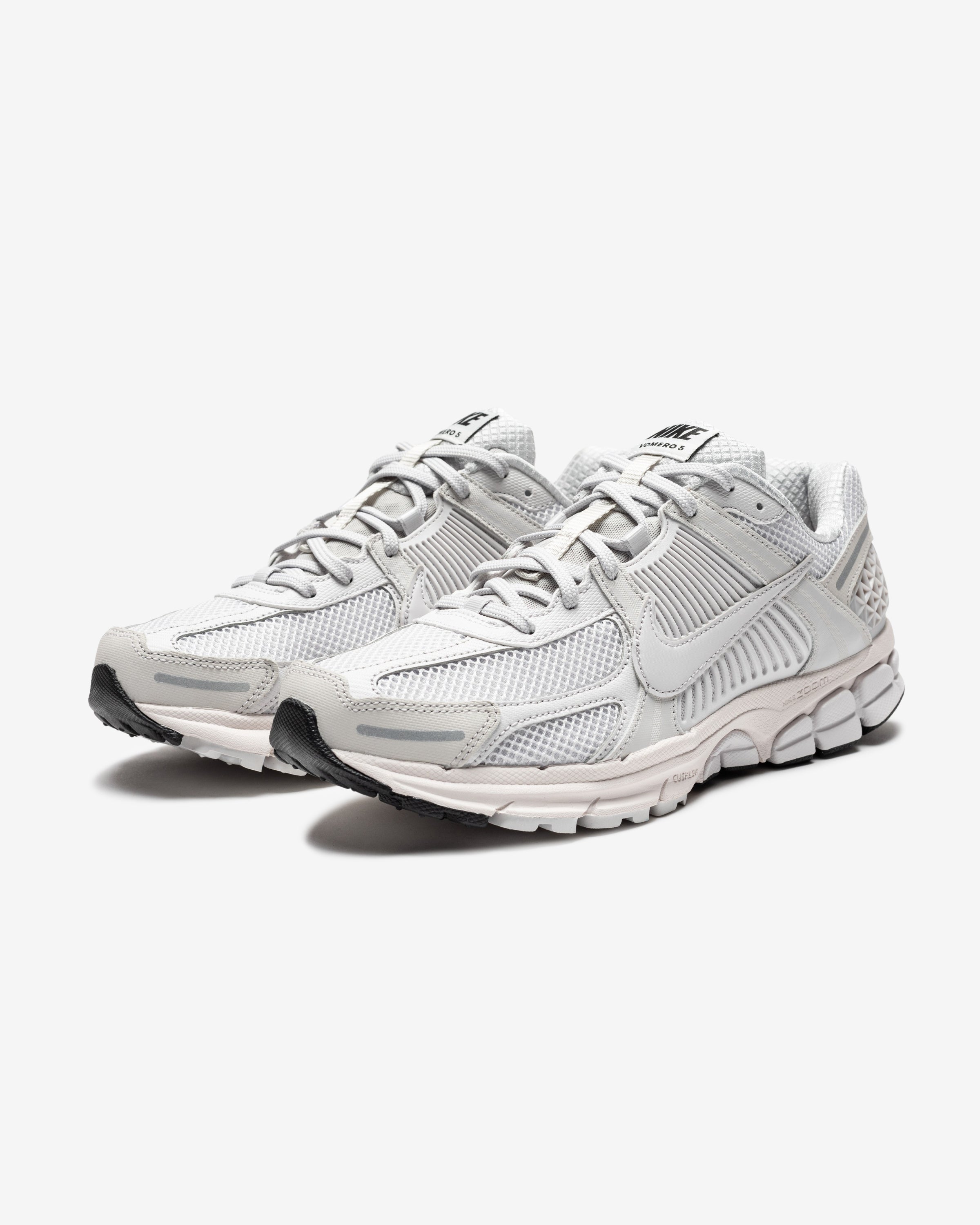 NIKE ZOOM VOMERO 5 SP - VASTGREY/ BLACK/ SAIL