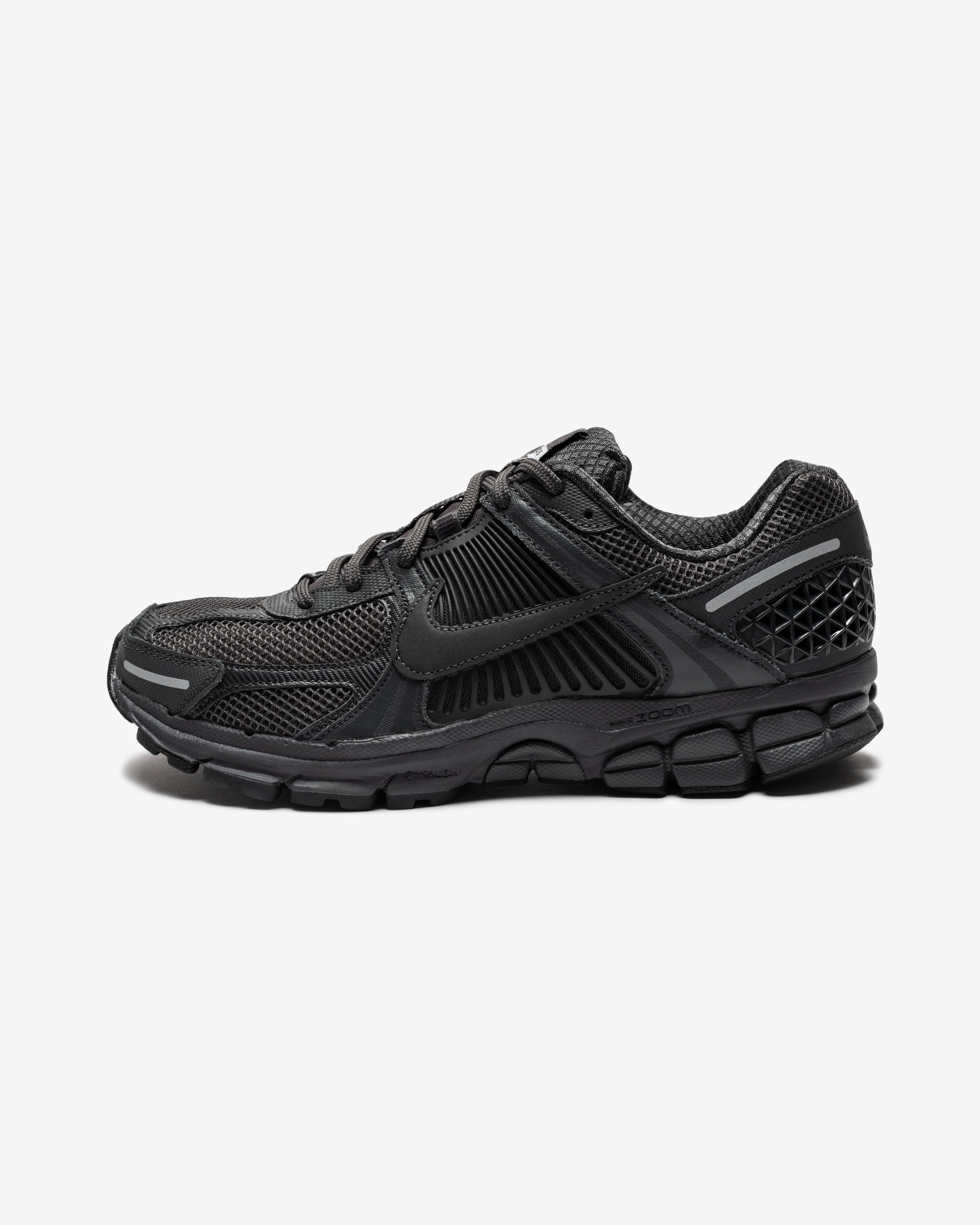 NIKE ZOOM VOMERO 5 SP - ANTHRACITE/ BLACK/ WOLFGREY