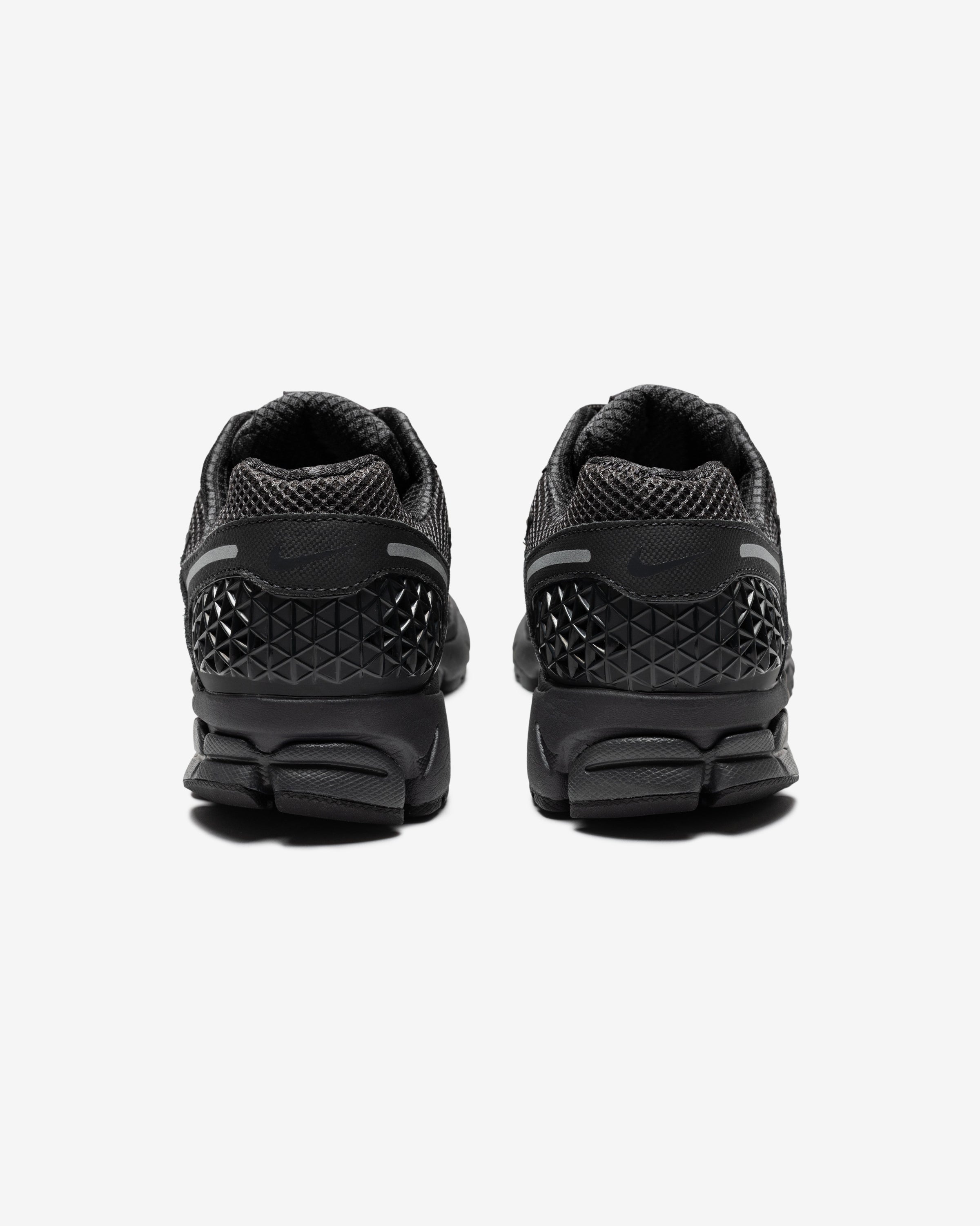 NIKE ZOOM VOMERO 5 SP - ANTHRACITE/ BLACK/ WOLFGREY