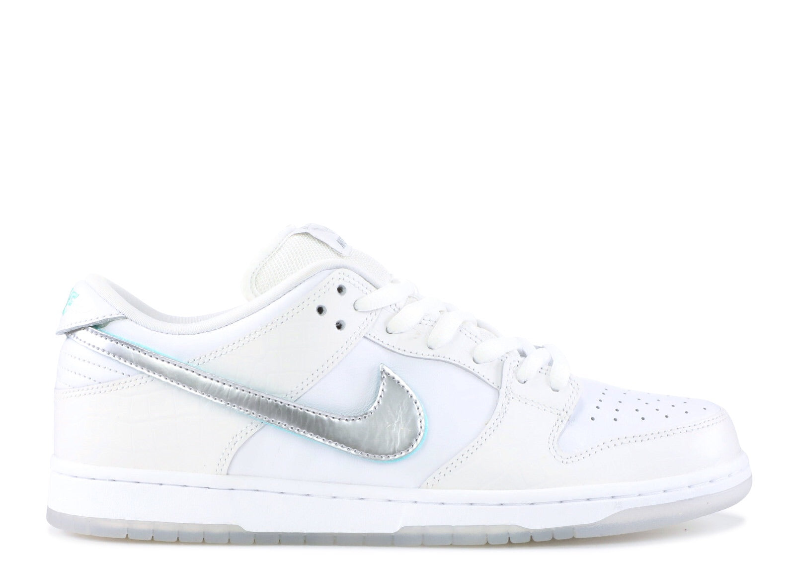 NIKE SB DUNK LOW PRO X DIAMOND SUPPLY CO. 'WHITE DIAMOND'